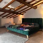 ベッド・アンド・ブレックファスト Medieval House