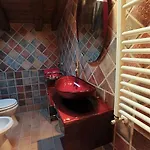 ベッド・アンド・ブレックファスト Medieval House ヴィテルボ