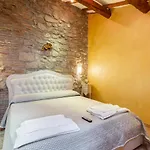 Medieval House Витербо