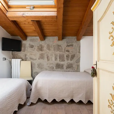 Medieval House Bed and Breakfast 3*