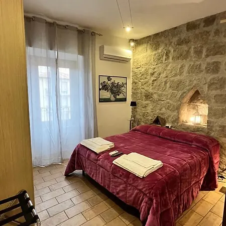Alojamento de Acomodação e Pequeno-almoço Medieval House Viterbo