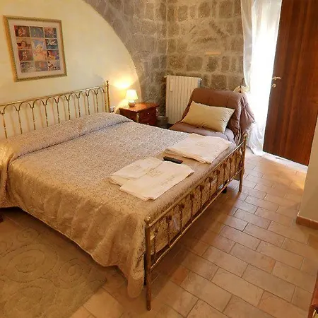 Medieval House Alojamento de Acomodação e Pequeno-almoço Viterbo