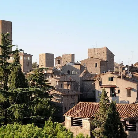 Alojamento de Acomodação e Pequeno-almoço Medieval House Viterbo