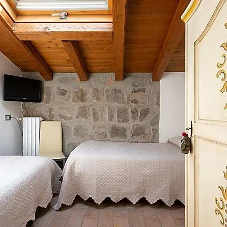 Medieval House B&B 3*