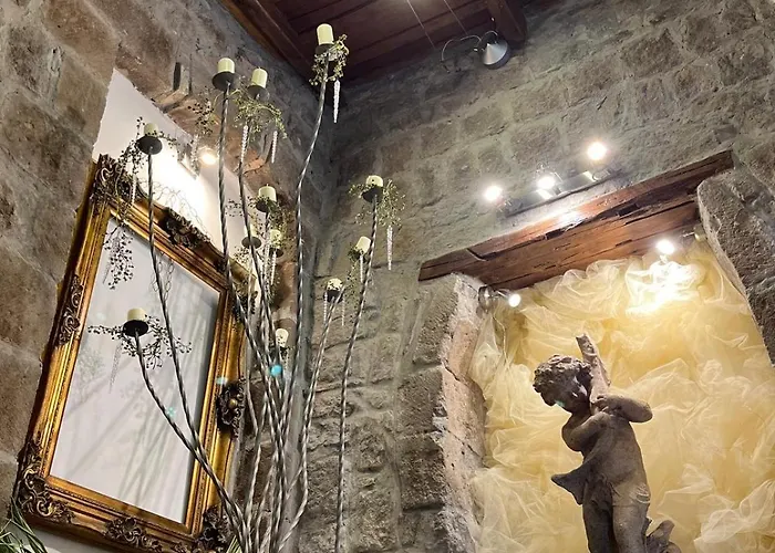 ベッド・アンド・ブレックファスト Medieval House 3*