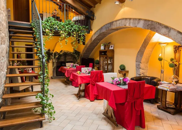 ベッド・アンド・ブレックファスト Medieval House 3*